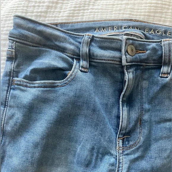 American Eagle next level stretch medium wash skinny jean jegging size 6 - Picture 3 of 3